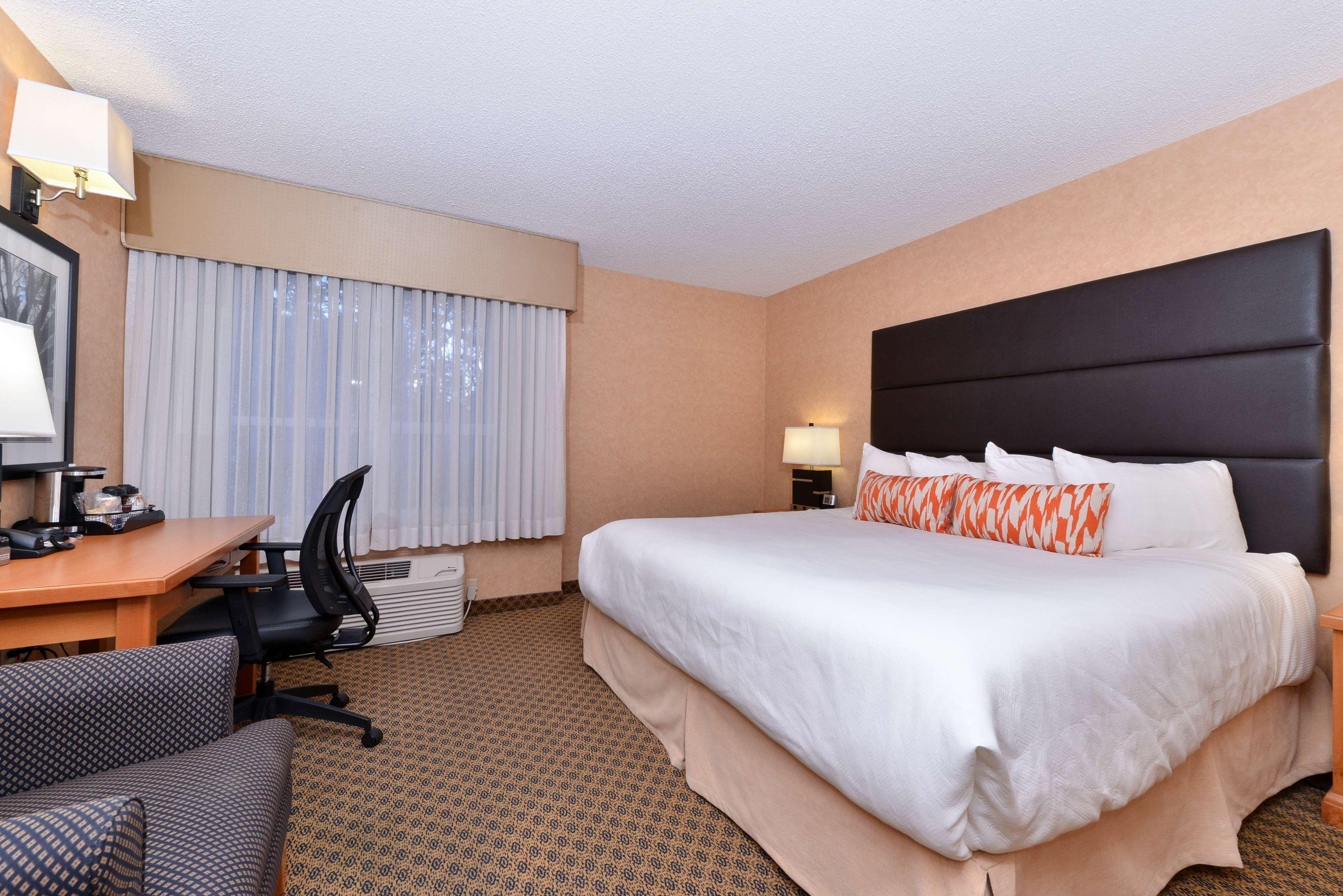 Best Western Plus Regency Inn And Conference Centre Abbotsford Esterno foto