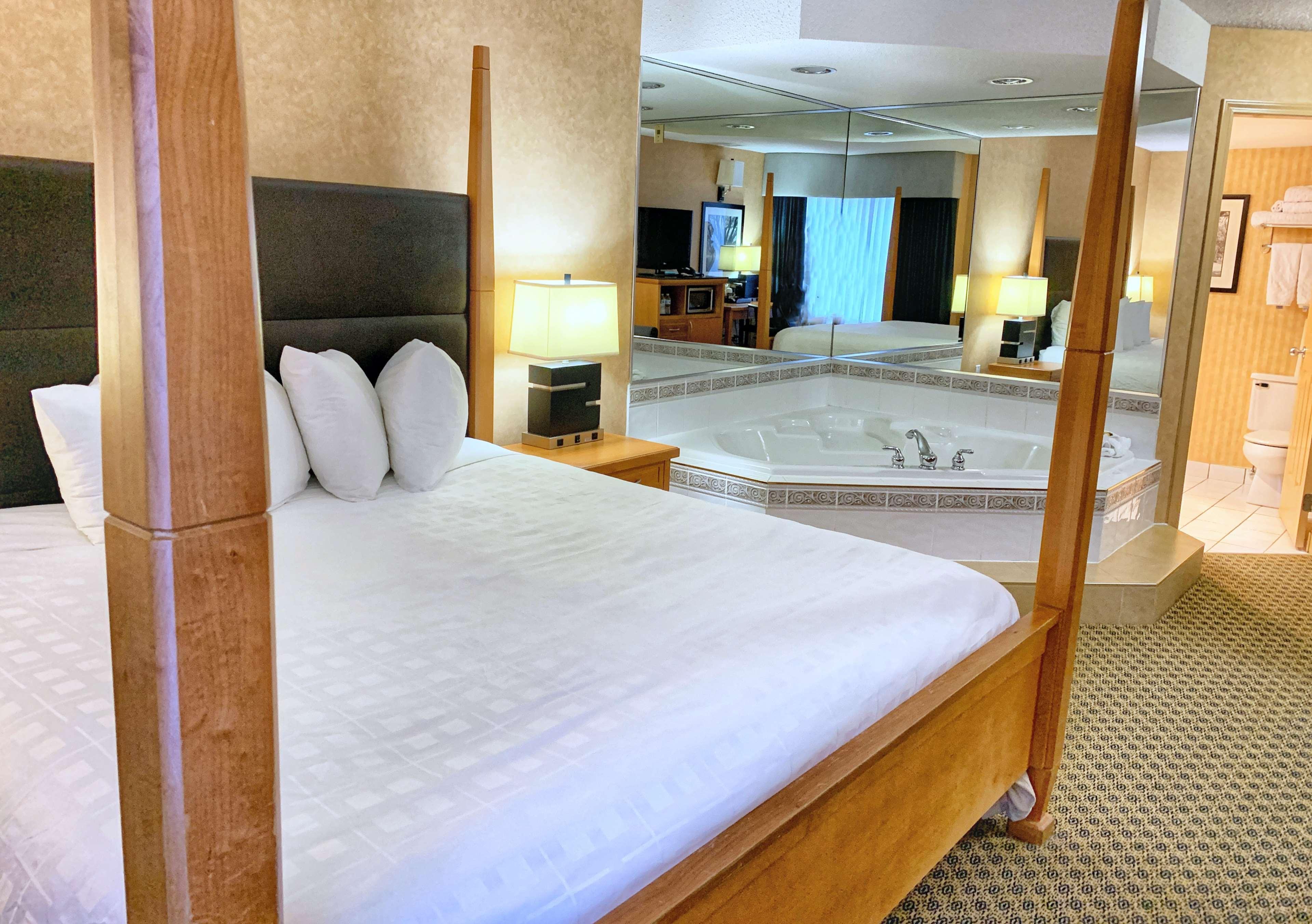 Best Western Plus Regency Inn And Conference Centre Abbotsford Esterno foto