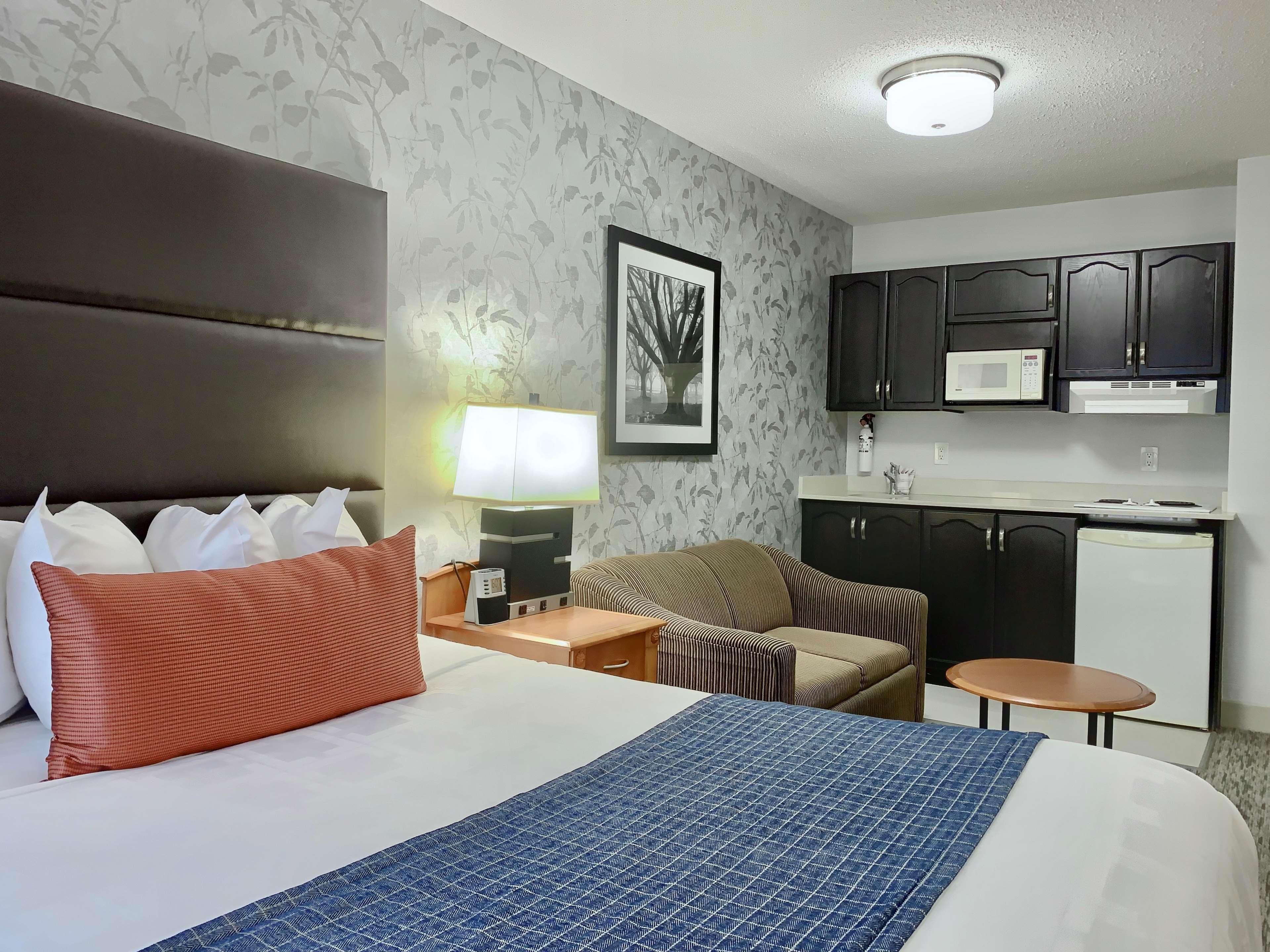 Best Western Plus Regency Inn And Conference Centre Abbotsford Esterno foto