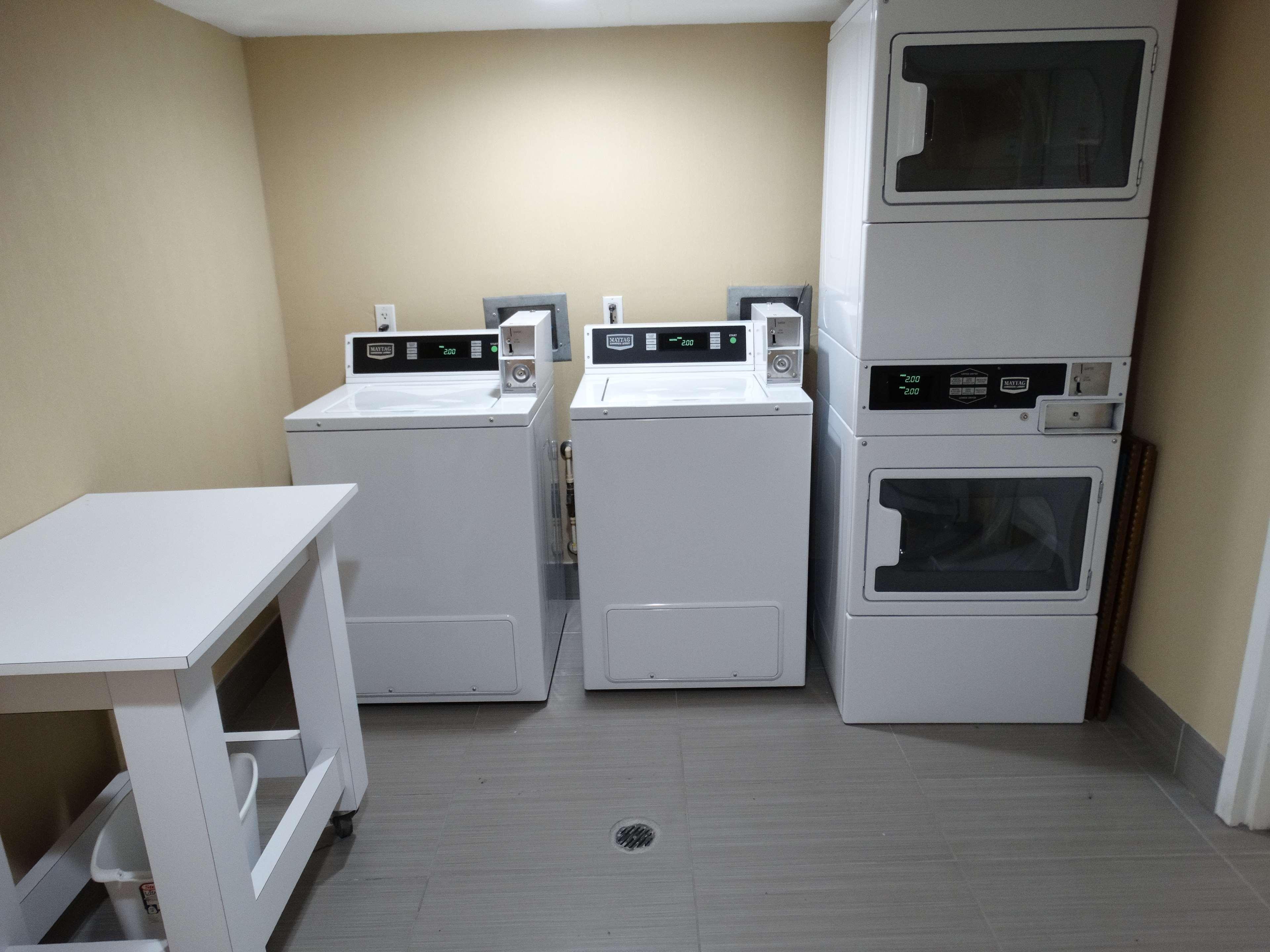Best Western Plus Regency Inn And Conference Centre Abbotsford Esterno foto