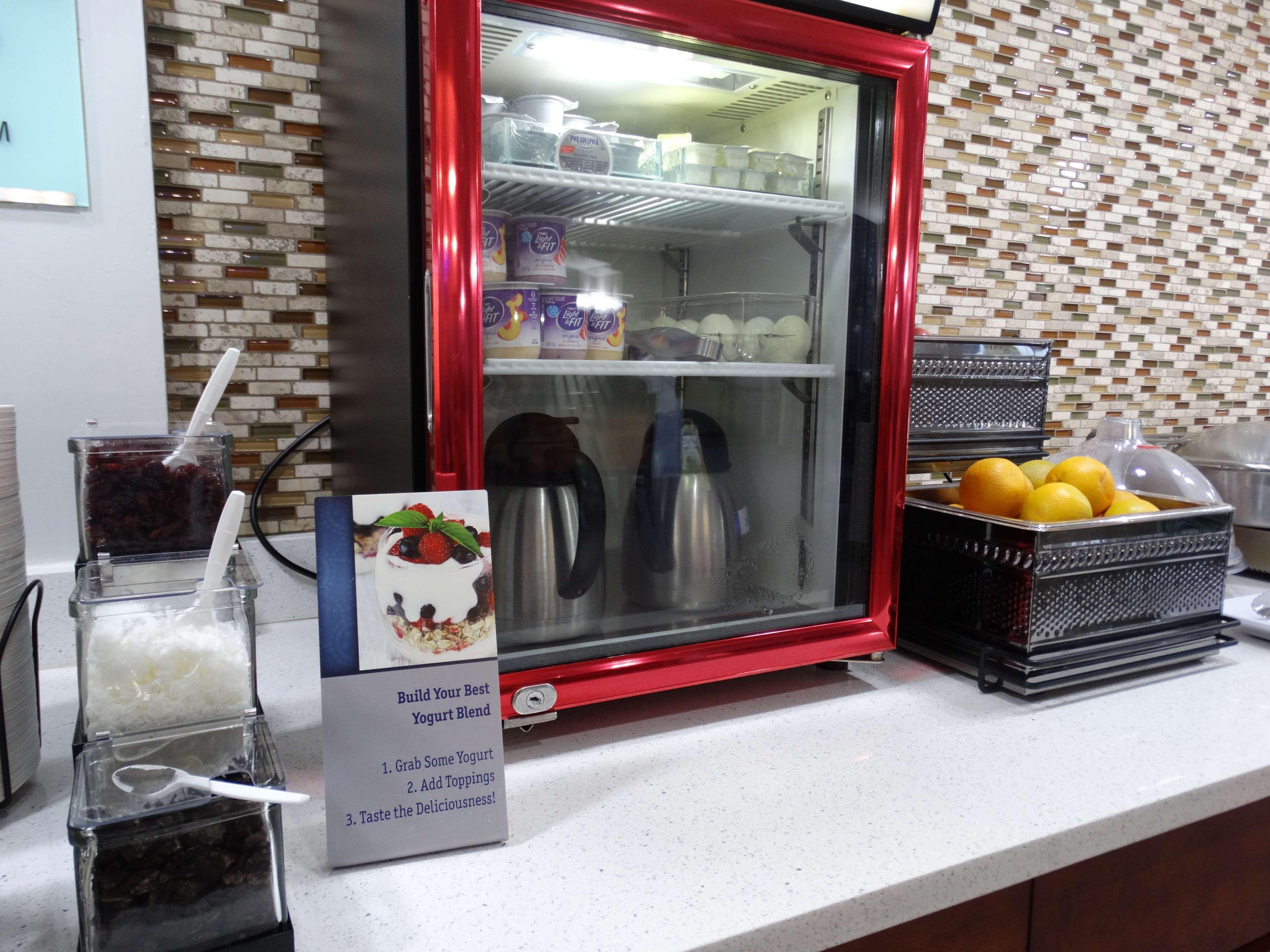Best Western Plus Regency Inn And Conference Centre Abbotsford Esterno foto