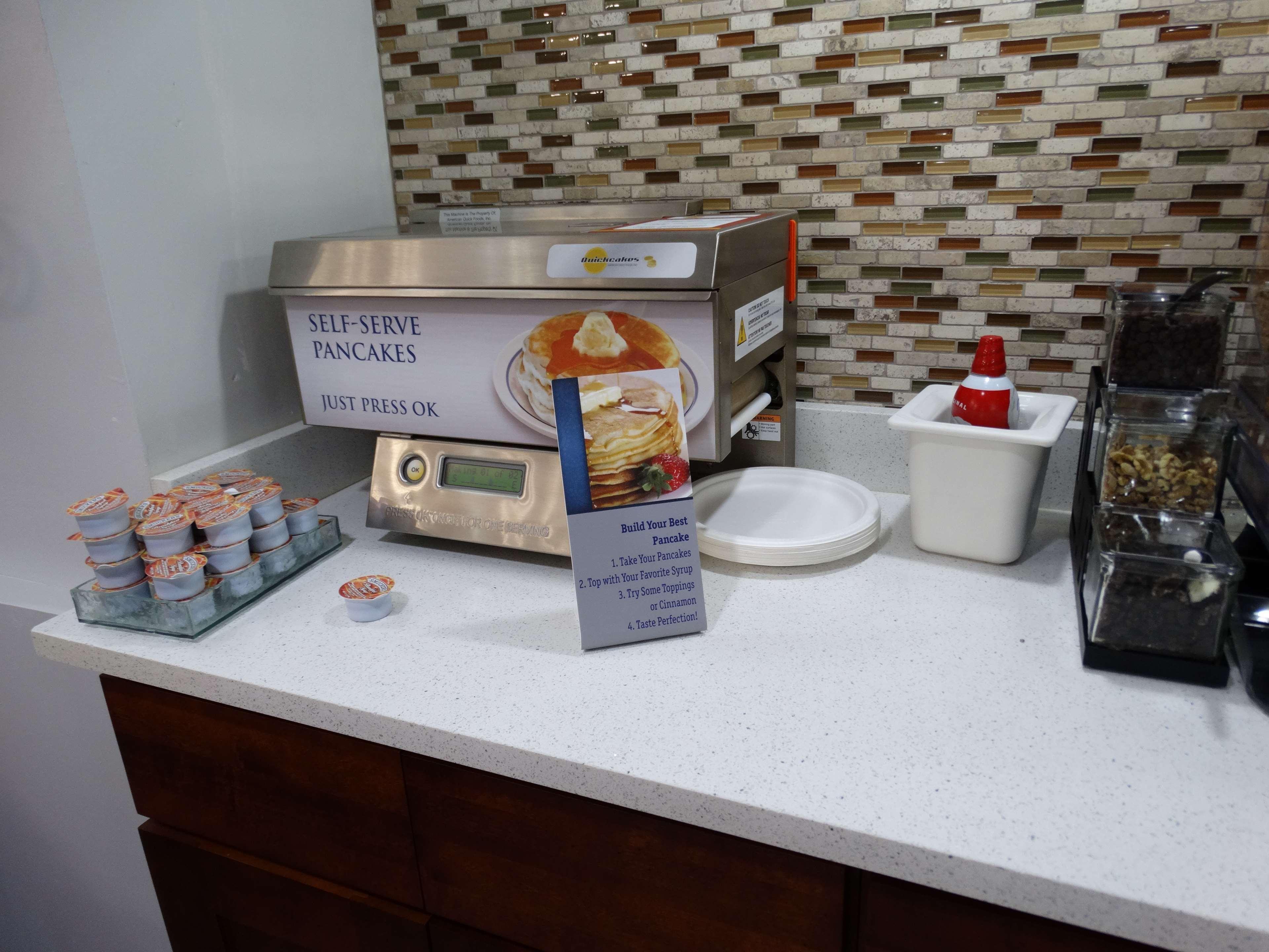 Best Western Plus Regency Inn And Conference Centre Abbotsford Esterno foto
