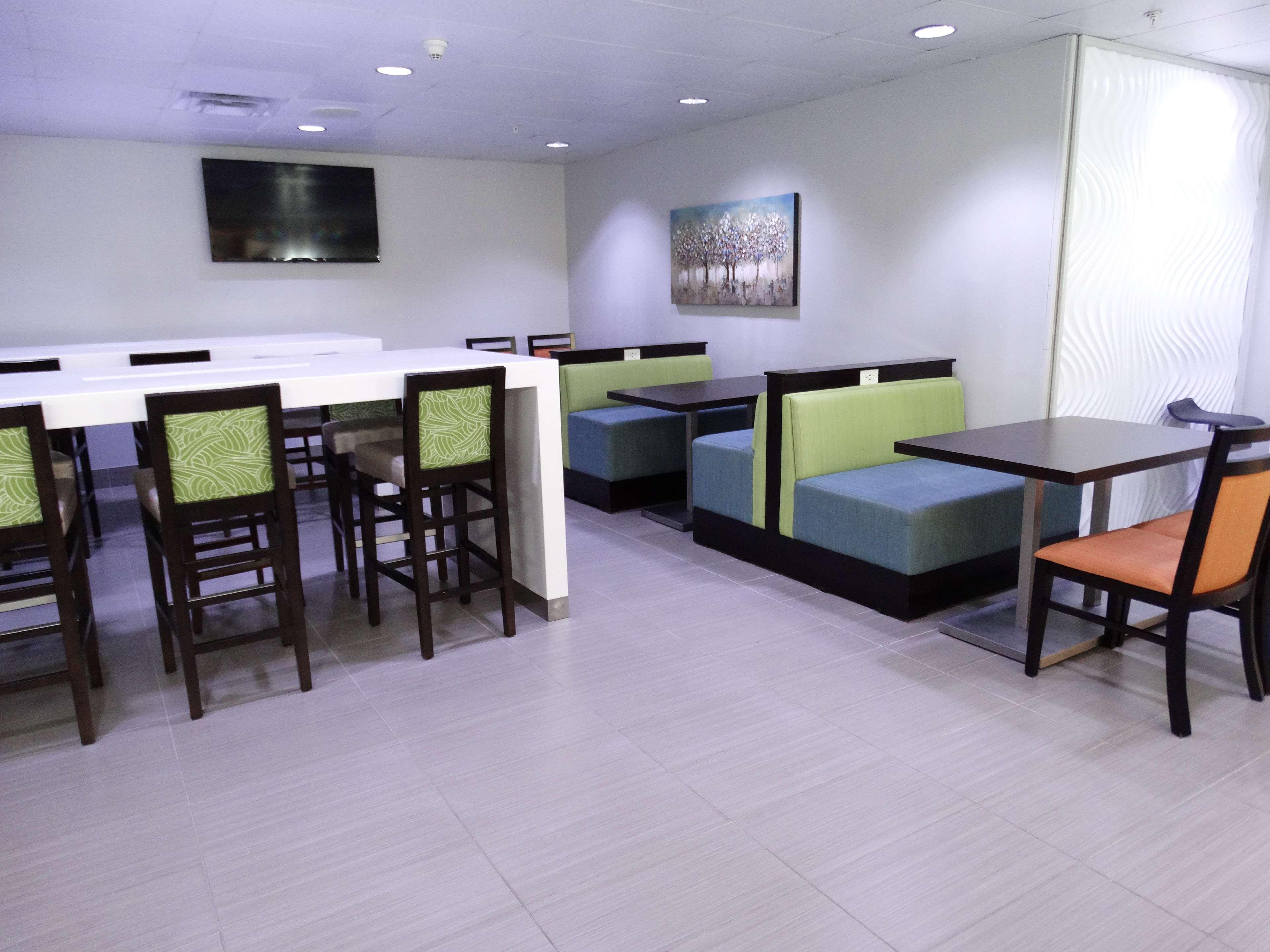 Best Western Plus Regency Inn And Conference Centre Abbotsford Esterno foto