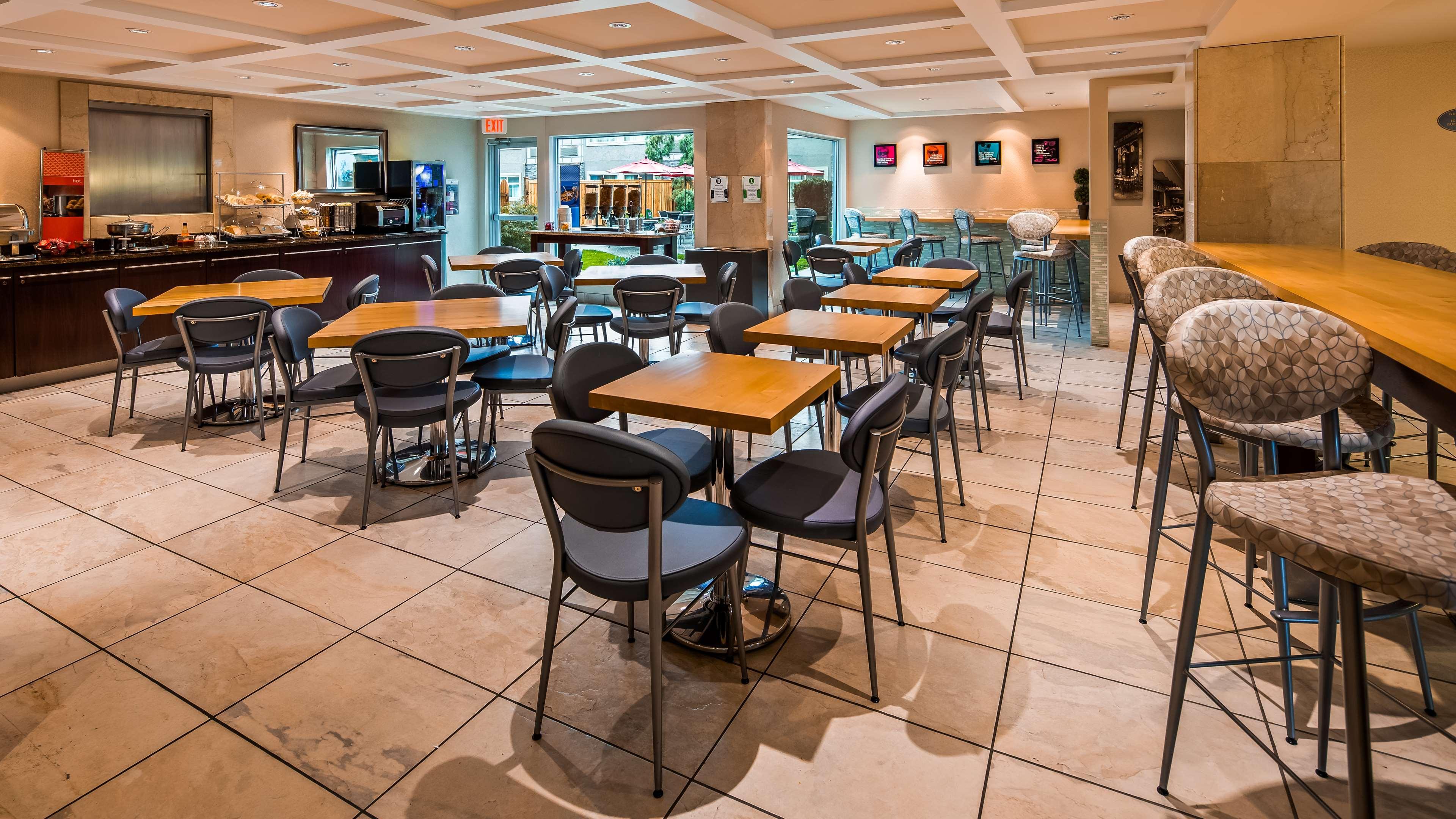 Best Western Plus Regency Inn And Conference Centre Abbotsford Esterno foto