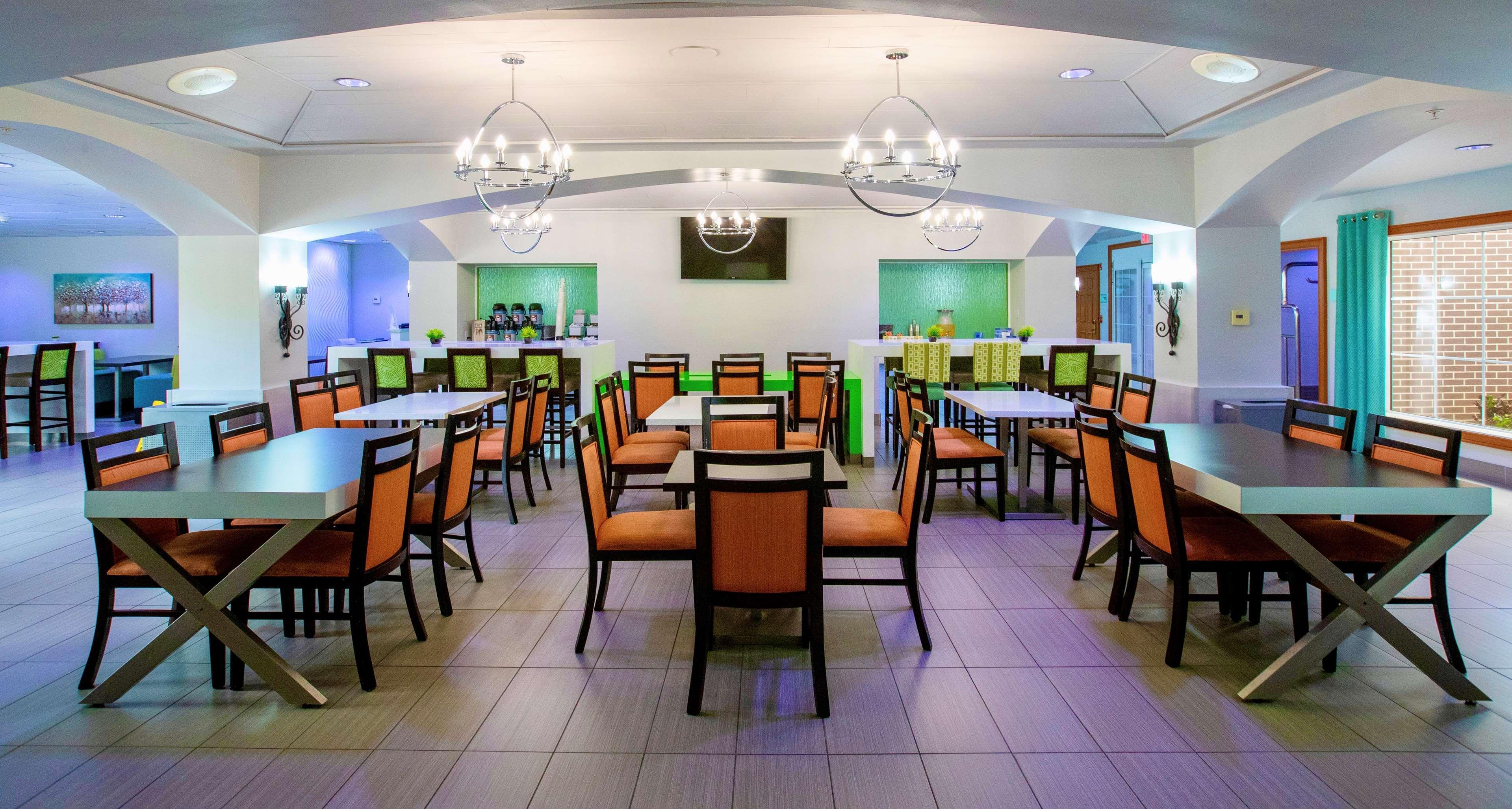 Best Western Plus Regency Inn And Conference Centre Abbotsford Esterno foto